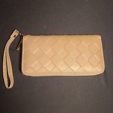 Women hand wallet for sale  Norco