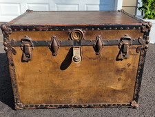 adams trunk for sale  Hatfield