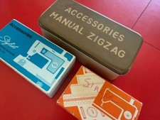 Máquina de costura vintage Singer em ziguezague extras (caixas estão cheias de guloseimas) estilista, usado comprar usado  Enviando para Brazil