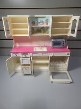 Usado, 1996 San Francisco Toy Makers conjunto de cozinha para armários de microondas Barbie vintage comprar usado  Enviando para Brazil