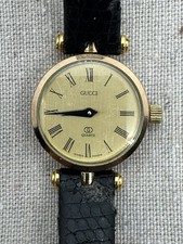 Relógio feminino Gucci 2000L vintage mostrador dourado 21mm linha xerez quartzo G/R/G comprar usado Relógio feminino Gucci 2000L vintage mostrador dourado 21mm linha xerez quartzo G/R/G comprar usado  Enviando para Brazil