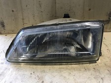 Faro anteriore sinistro usato  Italia