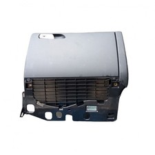 Cassetto portaoggetti 8k185703 usato  Pratola Peligna