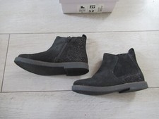 Bottines daim noir d'occasion  Conflans-Sainte-Honorine