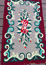 Antique hooked rug for sale  Sugarcreek