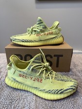 Taglia adidas yeezy usato  Spedire a Italy