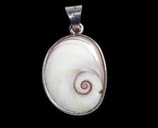Magnifique pendentif coquillag d'occasion  Nantes-