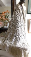 Chale crochet main d'occasion  Cosne-Cours-sur-Loire