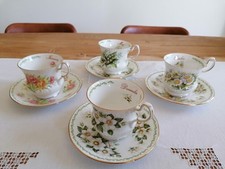 Tasses thé soucoupes. d'occasion  Cholet