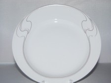 Kuchenteller asimmetria weißg gebraucht kaufen Kuchenteller asimmetria weißg gebraucht kaufen  Lichtenfels