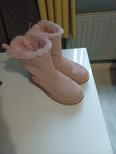 Ugg women for sale  MANCHESTER