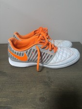 Lunar Gato II - Chuteiras de futebol indoor - Futsal - EUA 9 tênis de futebol laranja comprar usado Lunar Gato II - Chuteiras de futebol indoor - Futsal - EUA 9 tênis de futebol laranja comprar usado  Enviando para Brazil