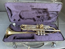 Trompete Crystal Triumph usado para iniciantes , usado comprar usado  Enviando para Brazil