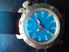 Montre vostok considérée d'occasion  Bonnières-sur-Seine