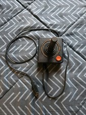 Manette officielle atari d'occasion  Beaumont-du-Gâtinais