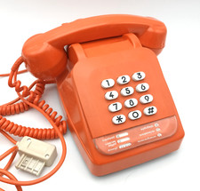 Ancien téléphone orange d'occasion  Frejus