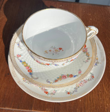 Déjeuner porcelaine soucoupe d'occasion  Libourne