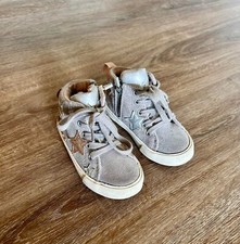 Usado, Tênis ZARA infantil de camurça de cano alto tamanho 21 cinza prata dourado – zíper com cadarço comprar usado  Enviando para Brazil