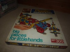 Plastic meccano set for sale  DRIFFIELD
