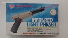 FAMICLON - MICRO GENIUS LUZ INFRAVERMELHA PHASER- COM CAIXA- TLG 403- 15 PINOS- RARO, usado comprar usado  Enviando para Brazil