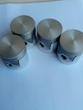 Kit pistoni auto usato  Imola