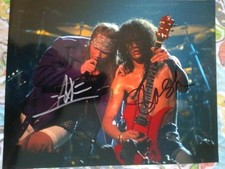 Guns N Roses Axl Rose/Slash assinado certificado de autenticidade 8x10 com adesivo numerado correspondente  comprar usado Guns N Roses Axl Rose/Slash assinado certificado de autenticidade 8x10 com adesivo numerado correspondente  comprar usado  Enviando para Brazil