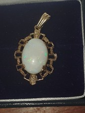 Beautiful 9ct gold for sale  TORQUAY