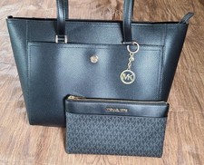 Bolsa tote Michael Kors 2 peças Maisie grande couro pebbled preta com bolsa de maquiagem comprar usado  Enviando para Brazil