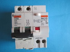 Disjoncteur differentiel c60n d'occasion Disjoncteur differentiel c60n d'occasion  Saint-Cyr-l'École