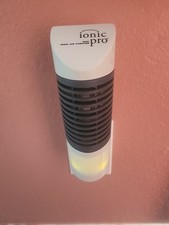 Mini purificador de ar plug-in Ionic Pro CABR1 com luz noturna suave para casa/escritório/viagem comprar usado  Enviando para Brazil