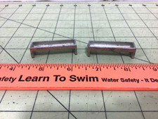 Lote personalizado 1/64 de 2 beliches de metal fundido para alimentação de gado para exibição ou diorama, usado comprar usado  Enviando para Brazil
