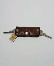 Porta-chaves de couro vintage Dodge Dart Clauson Bros Chicago revendedor GM Keys comprar usado  Enviando para Brazil