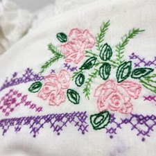 Gorgeous vintage pillowcases for sale  Olympia