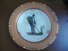 Belle assiette porcelaine d'occasion Belle assiette porcelaine d'occasion  Lalinde