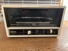 Torradeira vintage Black & Decker SpaceMaker modelo B2S02500 1600W testada comprar usado Torradeira vintage Black & Decker SpaceMaker modelo B2S02500 1600W testada comprar usado  Enviando para Brazil