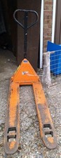 Hand pump pallet for sale  SLOUGH