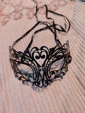Maschera veneziana donna usato  Seravezza