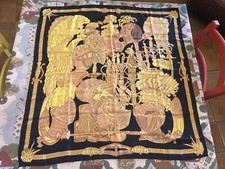 Raro bellissimo foulard usato  Albano Laziale