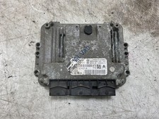 Motor PEUGEOT Expert Combi U64 ECU 0281013869 comprar usado  Enviando para Brazil