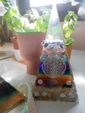 Orgonite piramide pezzo usato  Arezzo