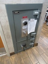 Amsec door drop for sale  Middle Island