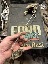 1968-72 Ford Truck F100 trava de braço de controle mecânico porta passagem 69 70 71 destro comprar usado  Enviando para Brazil