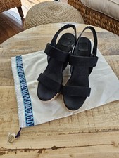 Tory burch two for sale  Lebanon