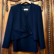 Tailleur blu scuro usato  Cagliari