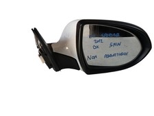 Specchietto retrovisore destro usato  Italia