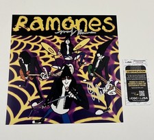 Usado, FOTO DE MAIORES SUCESSOS ASSINADA PELOS RAMONES 12x12 MARKY RAMONE CJ RAMONE JSA CERTIFICADO DE AUTENTICIDADE comprar usado  Enviando para Brazil