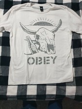Shirt obey uomo usato  Isernia