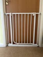 Kids safety gate for sale  WINCHESTER
