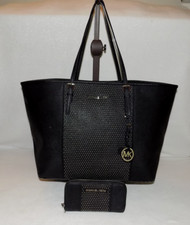 Michael kors handbag for sale  Hamilton