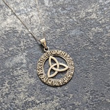 Usado, Massiccio 925 Argento Sterling Viking Runa Celtico Triquetra Ciondolo Collana comprar usado  Enviando para Brazil